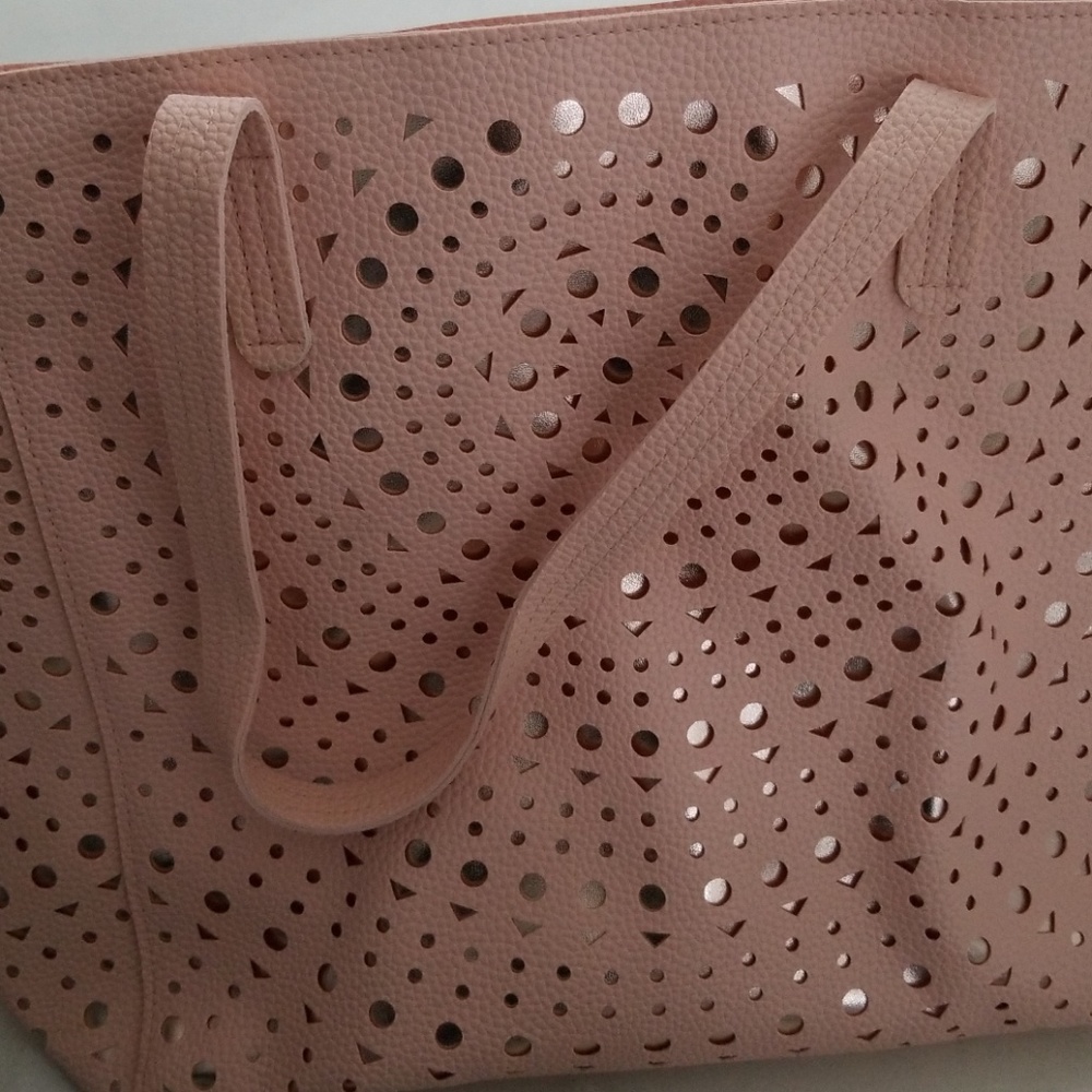 Tote - Picture 3 of 3